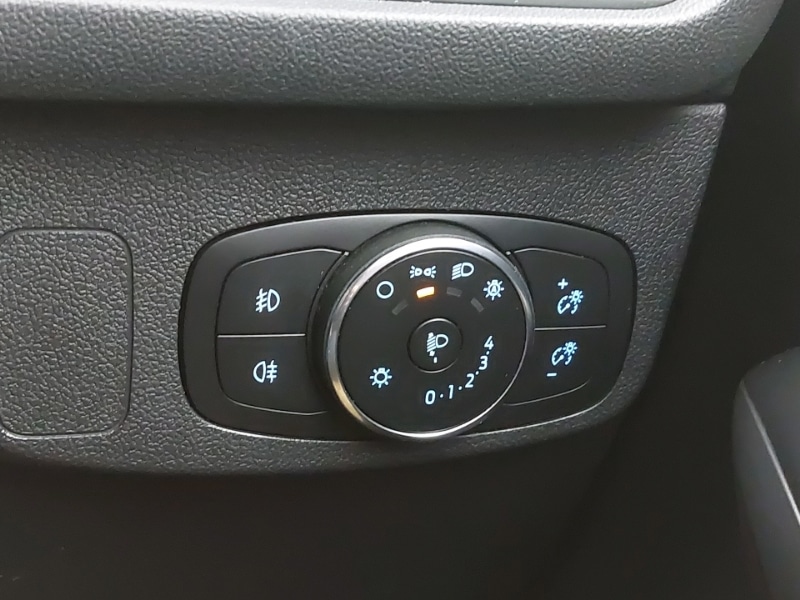 Used Ford Focus 2023 for sale - 78093662: Photo 19