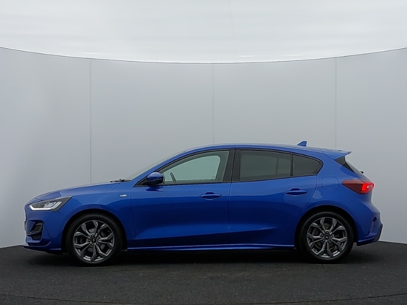 Used Ford Focus 2023 for sale - 78093662: Photo 4