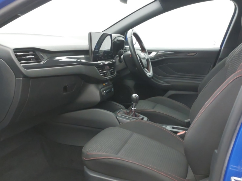 Used Ford Focus 2023 for sale - 78093662: Photo 5