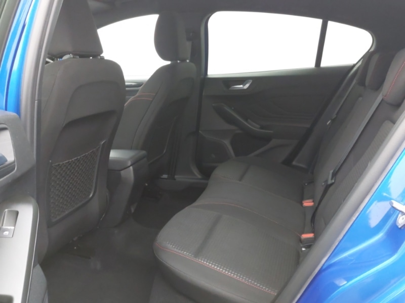 Used Ford Focus 2023 for sale - 78093662: Photo 6