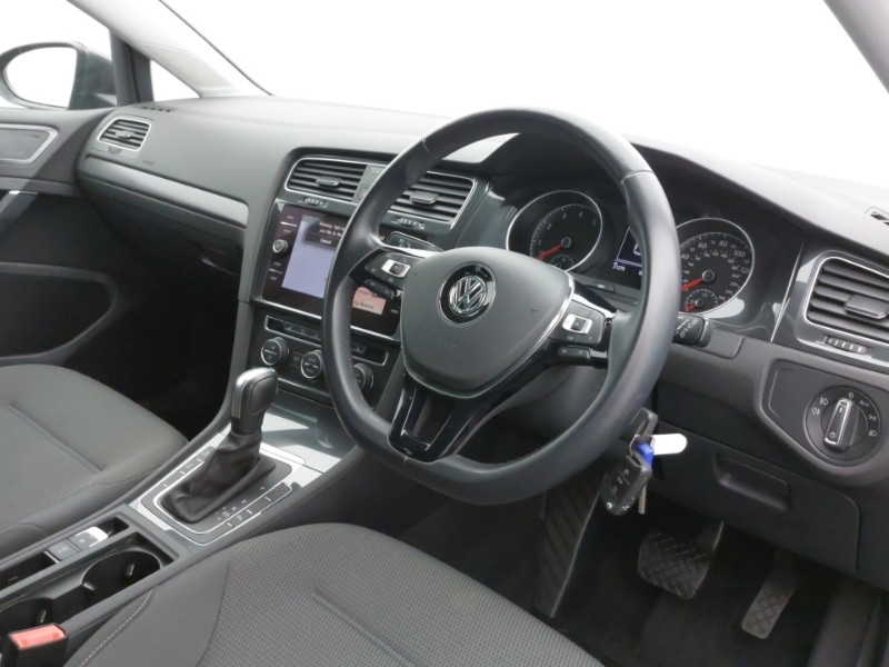 Used Volkswagen Golf 2020 for sale - 76384021: Photo 12