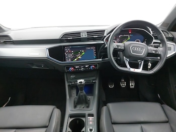 Used Audi Q3 2020 for sale - 77777171: Photo