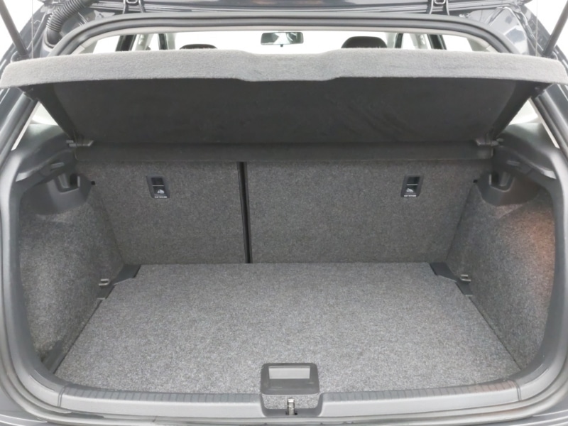 Used Volkswagen Polo 2018 for sale - 77606105: Photo 8