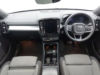 Used Volvo XC40 2023 for sale - 79106033: Photo
