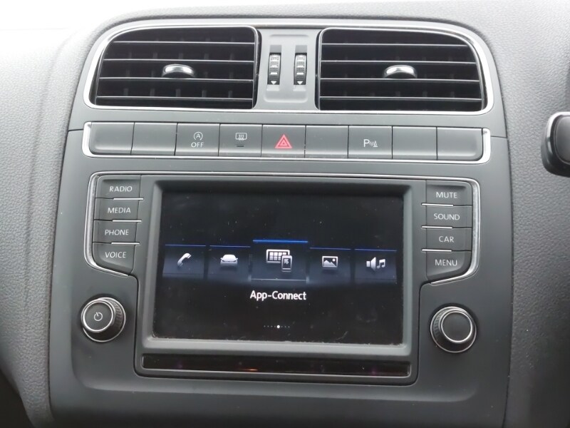 Used Volkswagen Polo 2017 for sale - 77024647: Photo 11