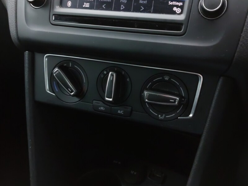 Used Volkswagen Polo 2017 for sale - 77024647: Photo 15