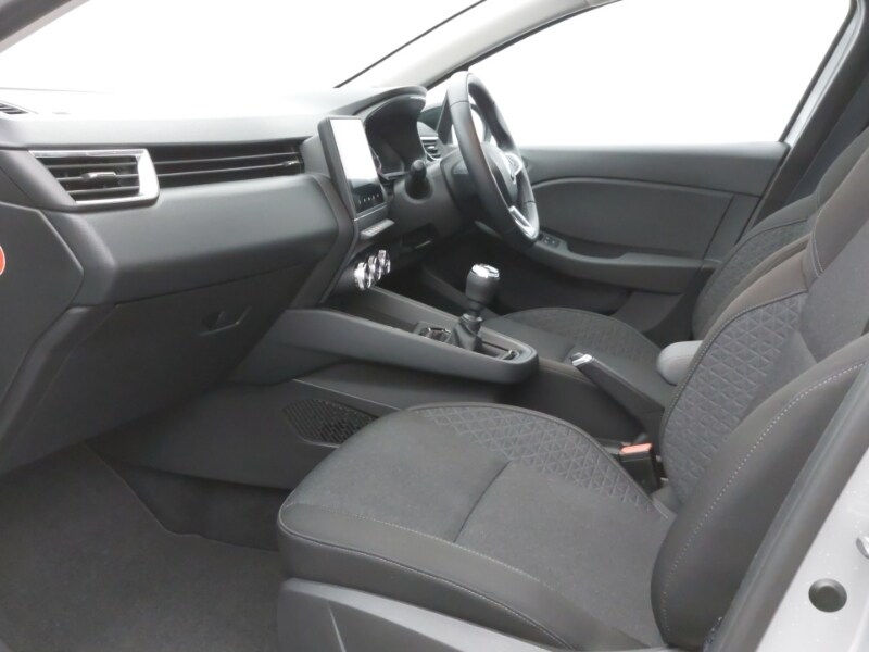 Used Renault Clio 2023 for sale - 78066063: Photo 5