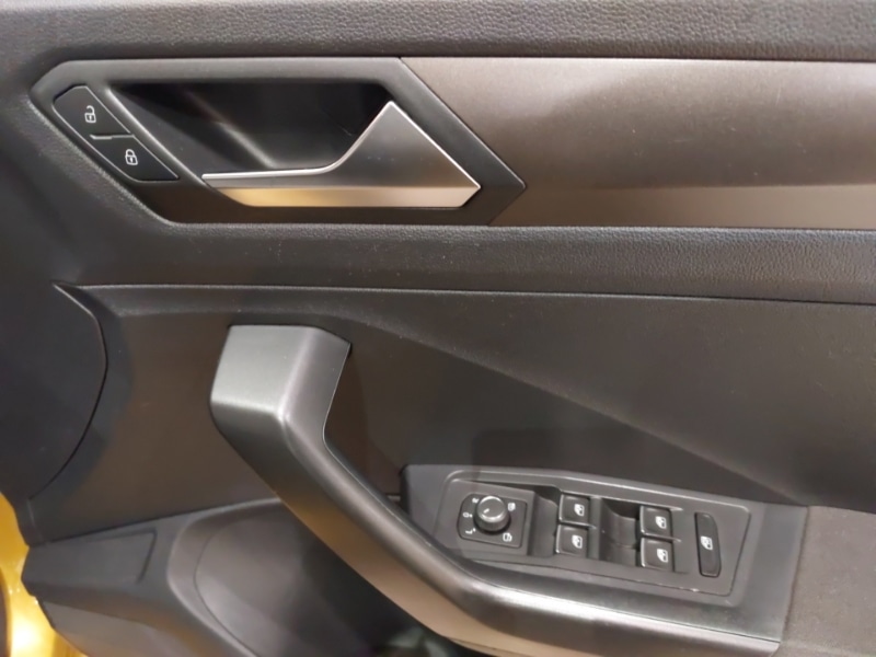 Used Volkswagen T-Roc 2018 for sale - 78061219: Photo 10