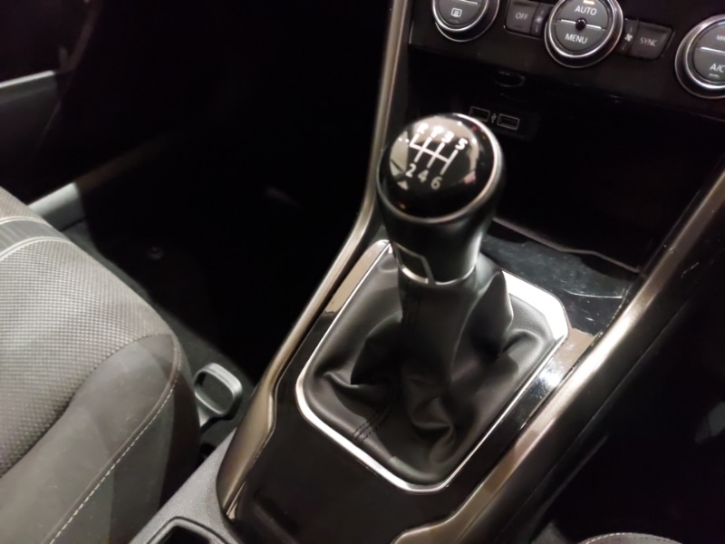 Used Volkswagen T-Roc 2018 for sale - 78061219: Photo 19