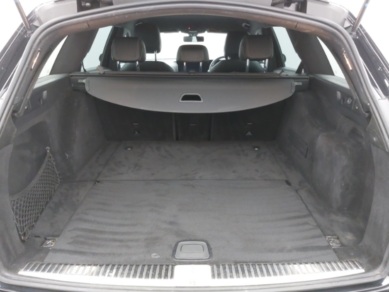 Used Mercedes-Benz E Class 2018 for sale - 76920358: Photo 8