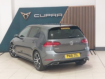 Used Volkswagen Golf 2018 for sale - 78611674: Photo