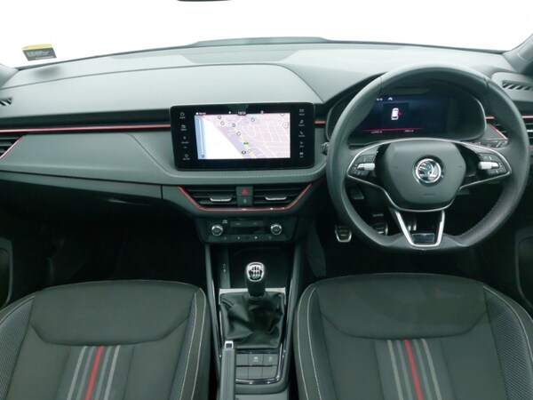 Used Skoda Kamiq 2024 for sale - 75656933: Photo 2