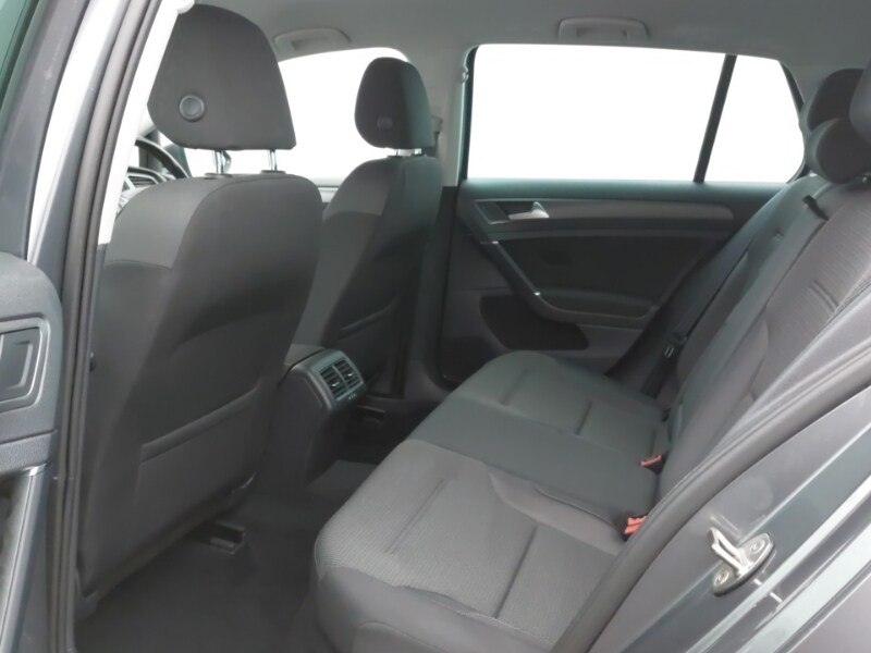 Used Volkswagen Golf 2020 for sale - 77975007: Photo 6