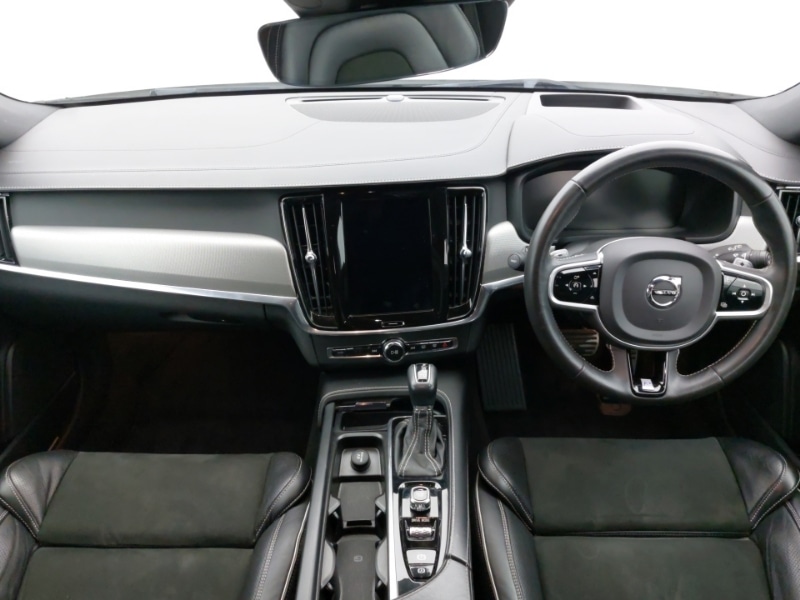 Used Volvo V90 2020 for sale - 76506992: Photo 2