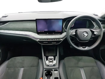 Used Skoda Octavia 2024 for sale - 76169589: Photo 2