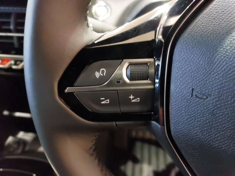 Used Peugeot 2008 2026 for sale - 77514116: Photo 15