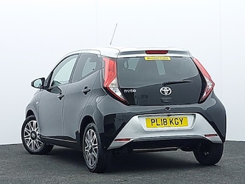 Used Toyota AYGO 2018 for sale - 78766843: Photo
