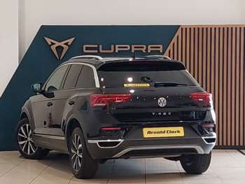 Used Volkswagen T-Roc 2018 for sale - 75055775: Photo