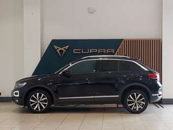Used Volkswagen T-Roc 2018 for sale - 75055775: Photo