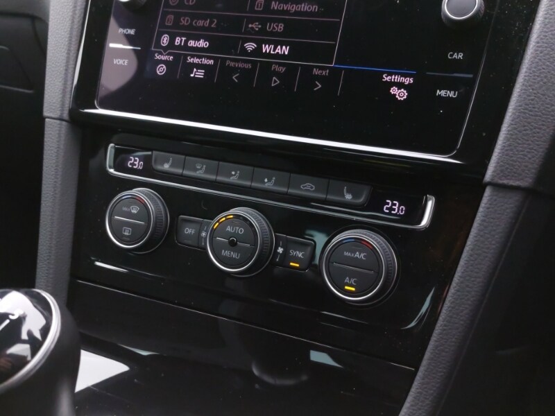 Used Volkswagen Golf 2020 for sale - 77652364: Photo 15