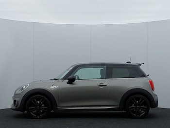 Used MINI Hatch 2019 for sale - 76397504: Photo