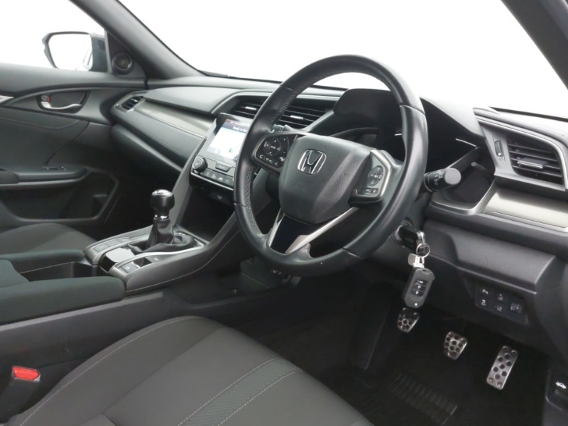 Used Honda Civic 2018 for sale - 76629046: Photo 12