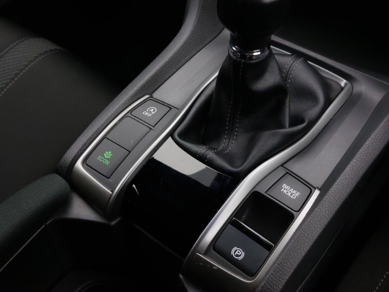 Used Honda Civic 2018 for sale - 76629046: Photo 15