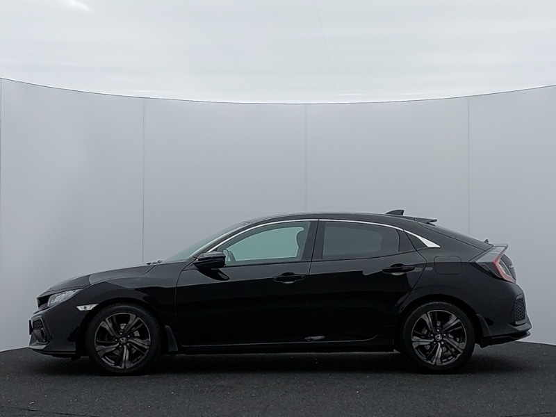 Used Honda Civic 2018 for sale - 76629046: Photo 4