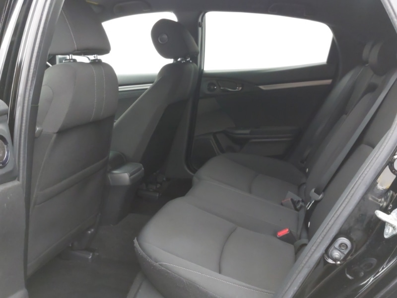 Used Honda Civic 2018 for sale - 76629046: Photo 6