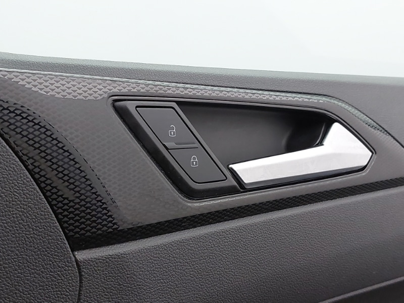 Used Volkswagen Polo 2023 for sale - 77010819: Photo 19