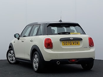 Used MINI Hatch 2021 for sale - 76431511: Photo