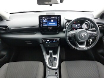 Used Toyota Yaris 2023 for sale - 78054665: Photo
