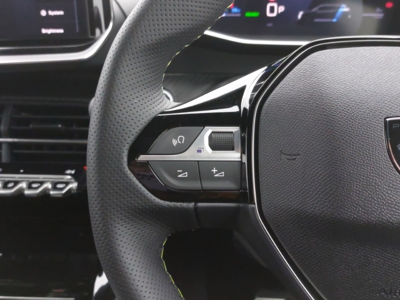 Used Peugeot 2008 2025 for sale - 76602611: Photo 17