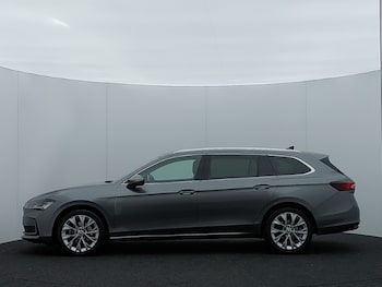 Used Skoda Superb 2024 for sale - 76221127: Photo