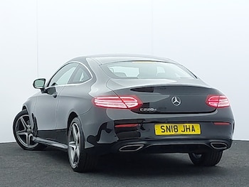 Used Mercedes-Benz C Class 2018 for sale - 79393684: Photo