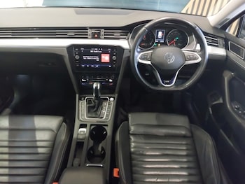 Used Volkswagen Passat 2021 for sale - 75963867: Photo