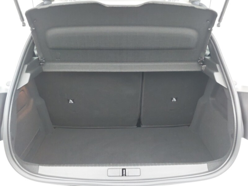 Used Peugeot 208 2022 for sale - 78061190: Photo 8