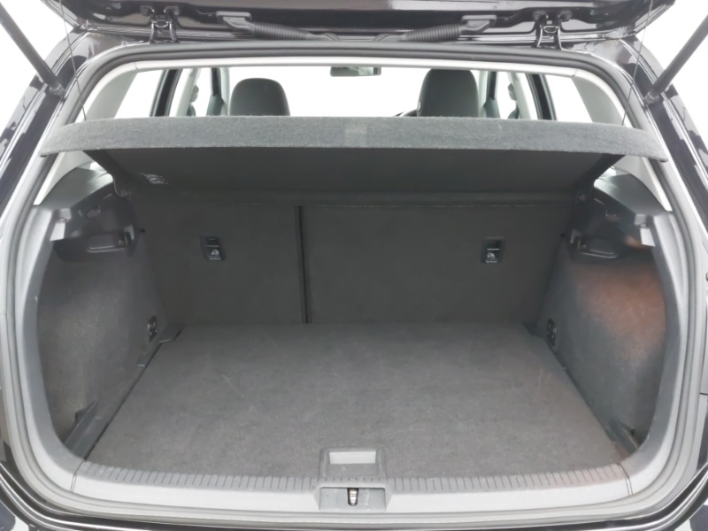 Used Volkswagen Golf 2018 for sale - 76408218: Photo 8