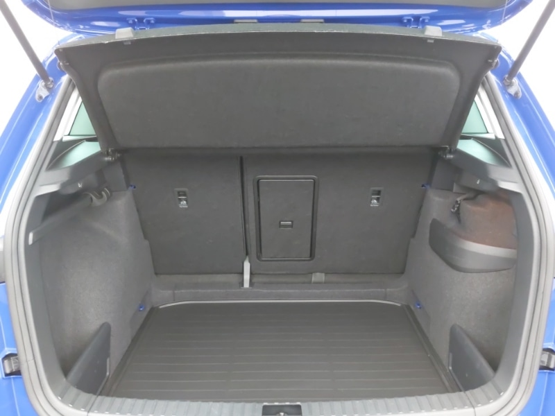 Used Skoda Karoq 2023 for sale - 77352938: Photo 8