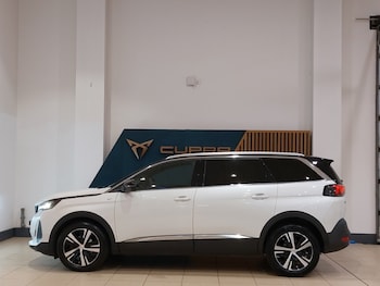 Used Peugeot 5008 2022 for sale - 77108185: Photo