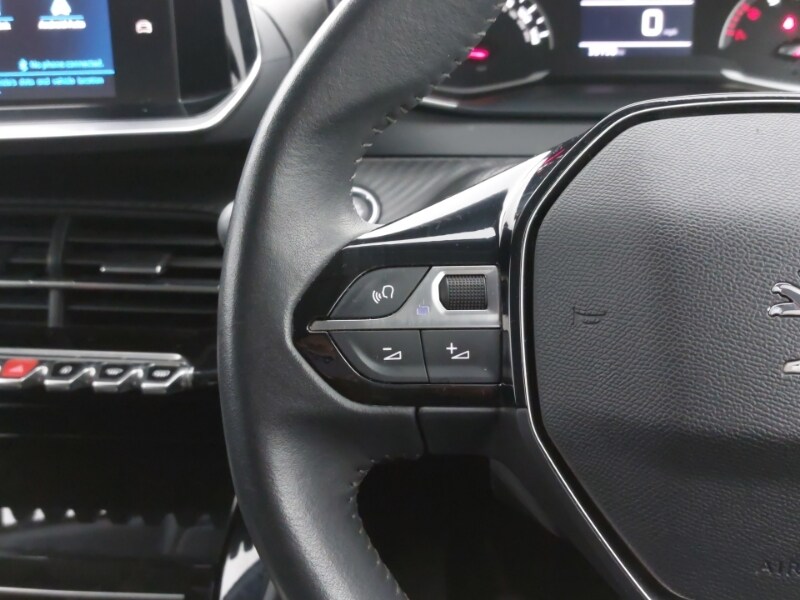 Used Peugeot 2008 2021 for sale - 76860485: Photo 17