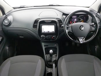 Used Renault Captur 2015 for sale - 75921170: Photo