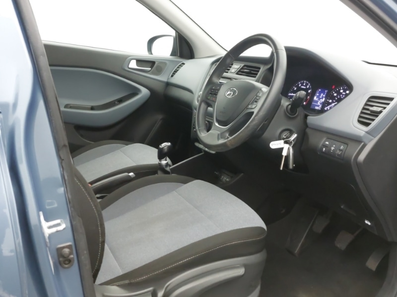 Used Hyundai i20 2015 for sale - 78079889: Photo 12