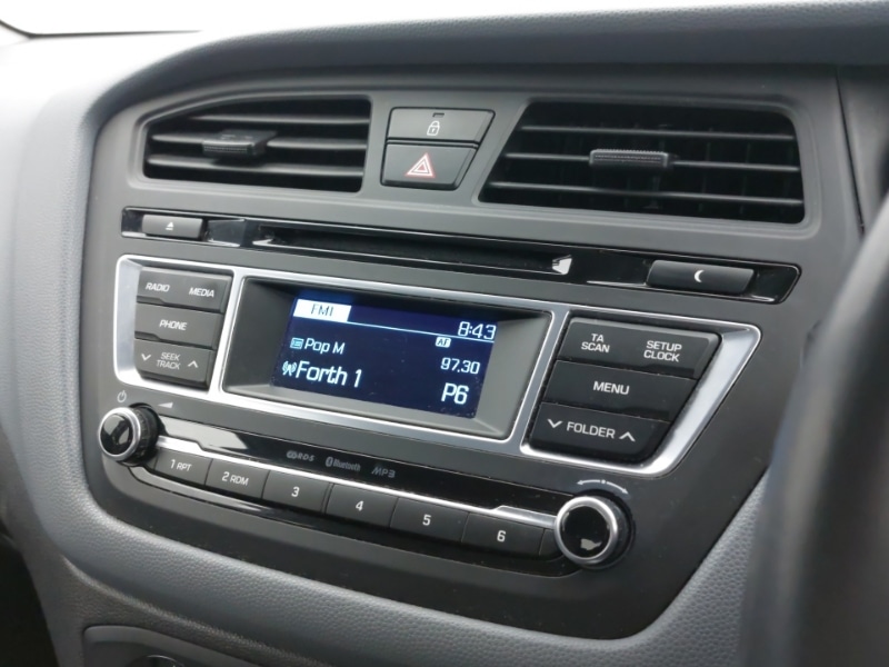 Used Hyundai i20 2015 for sale - 78079889: Photo 13