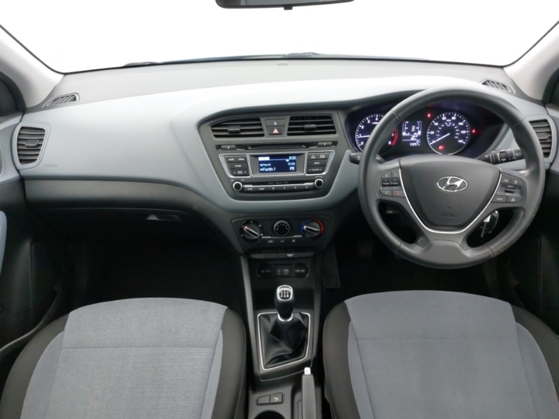 Used Hyundai i20 2015 for sale - 78079889: Photo 2