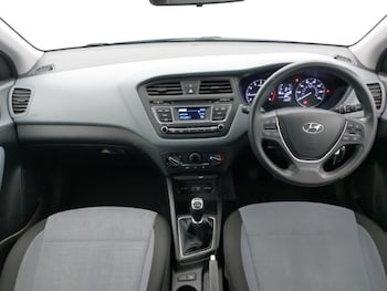 Used Hyundai i20 2015 for sale - 78079889: Photo