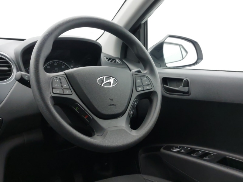Used Hyundai i10 2017 for sale - 76393314: Photo 10