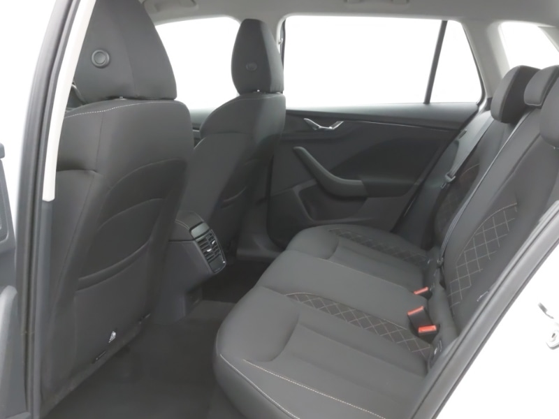 Used Skoda Kamiq 2023 for sale - 76696037: Photo 6