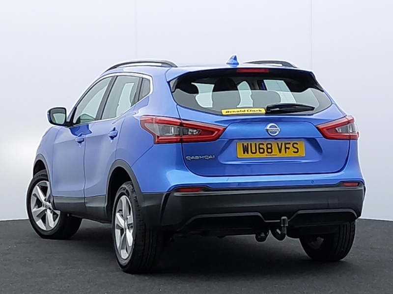 Used Nissan Qashqai 2018 for sale - 77756185: Photo 3