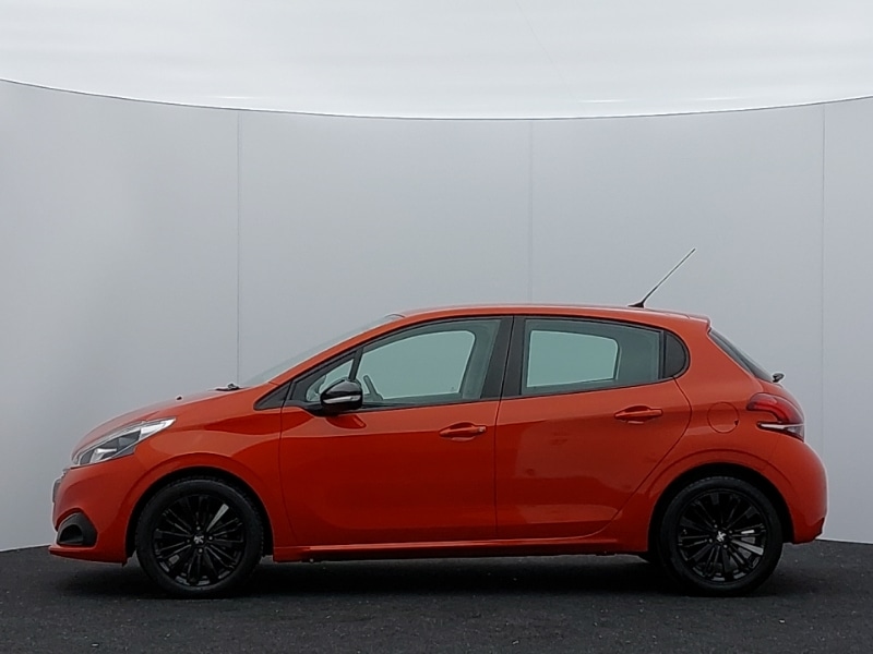 Used Peugeot 208 2016 for sale - 76567007: Photo 4